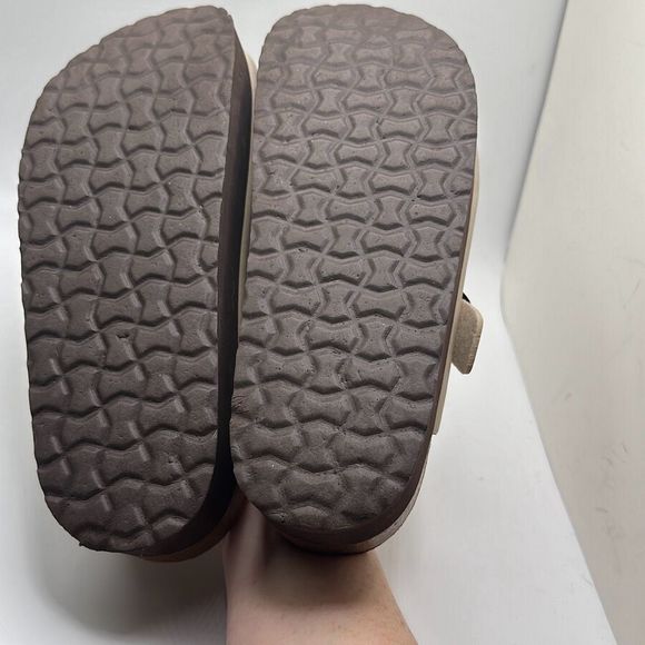 CUSHIONAIRE Women's Cork Footbed Platform Clog 8 SAND - Picture 5 of 8